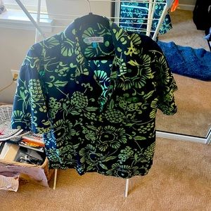 Tori Richard aloha shirt